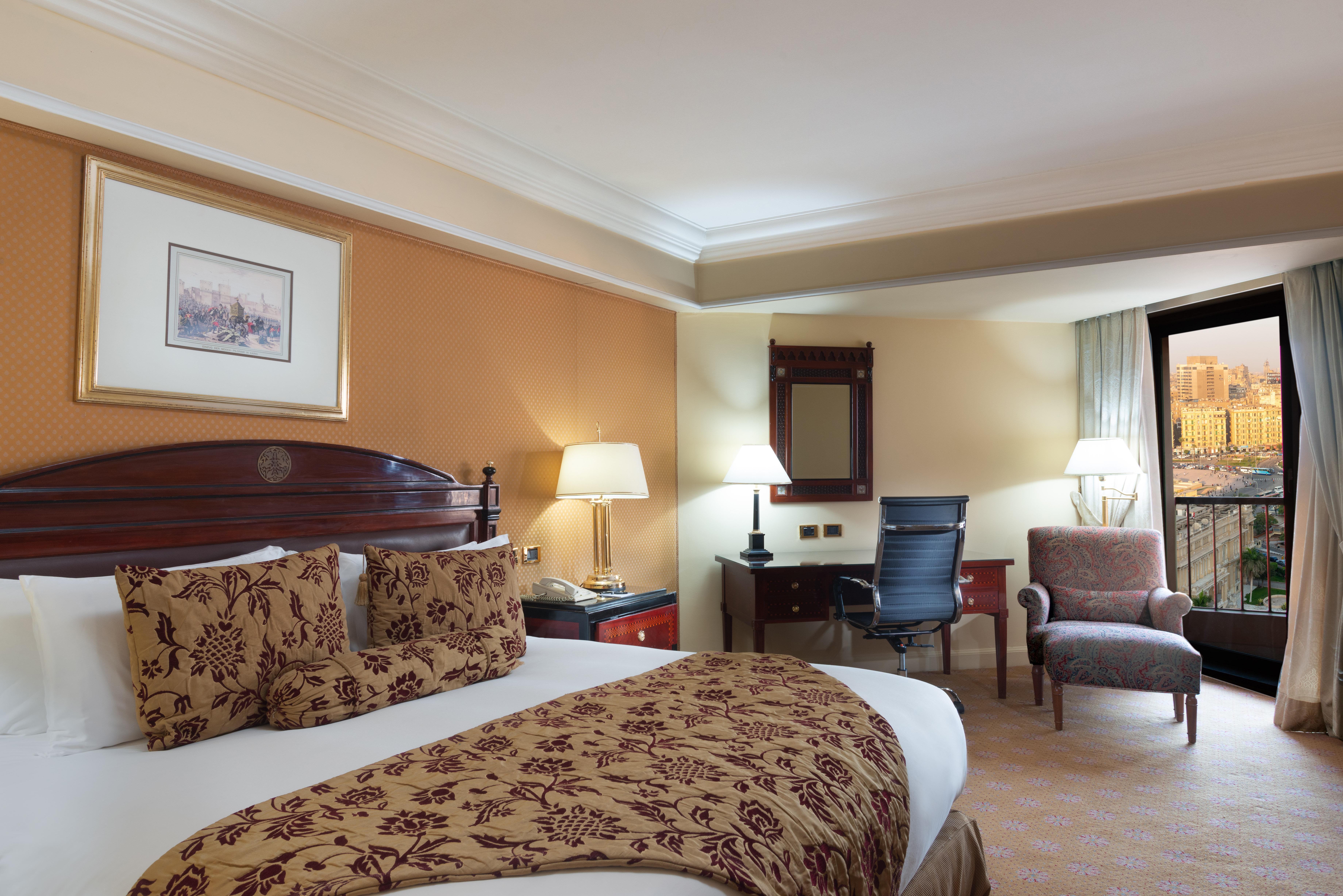 Intercontinental Cairo Semiramis By Ihg Hotel Екстериор снимка A room at the Hilton London Heathrow